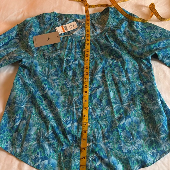 Tommy Bahama 3/4 Sleeve Oversized Top - Picture 11 of 11